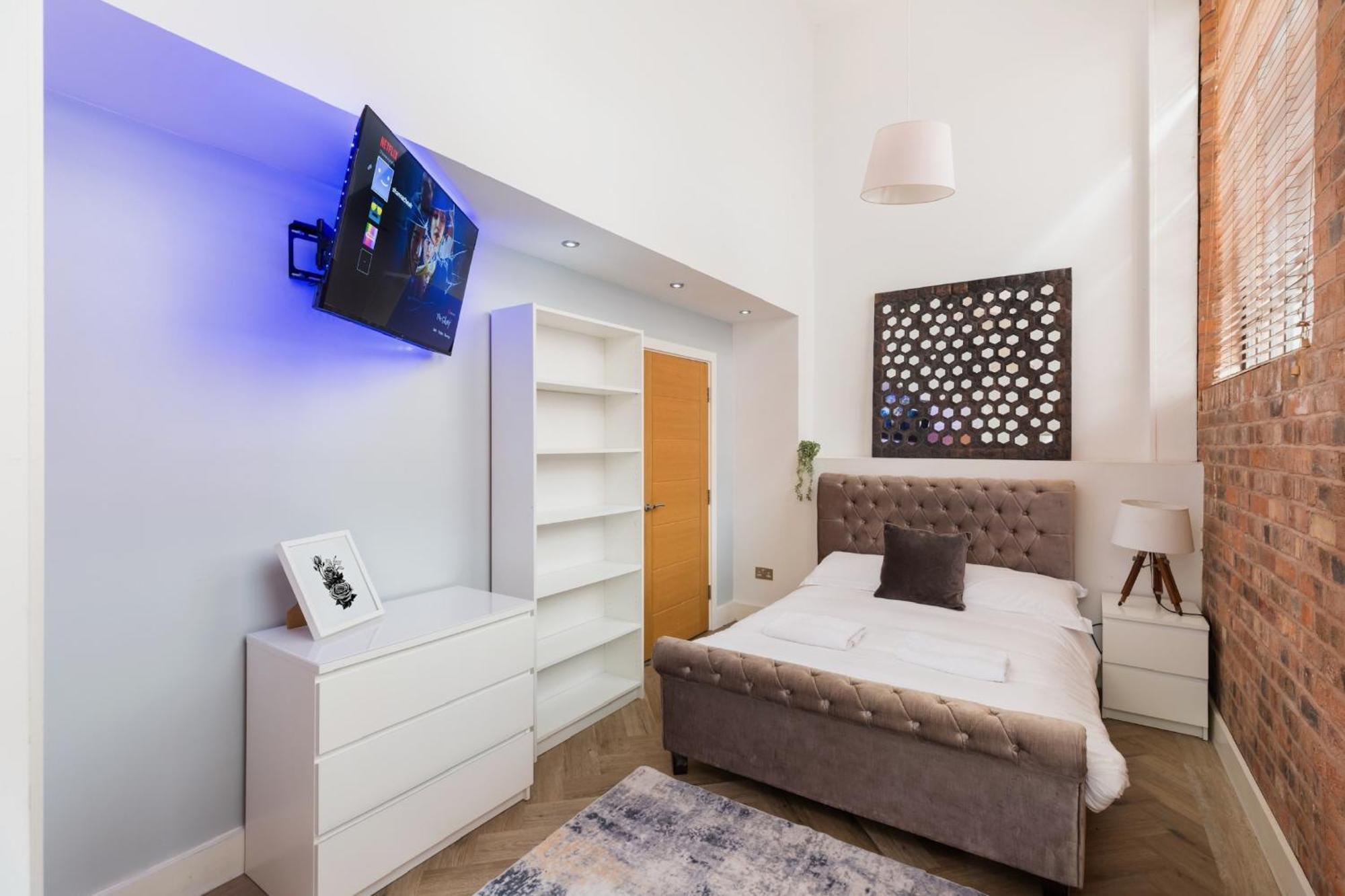 High End Luxury Townhouse In Jq, 4 Bedrooms, Flat Screen Tv In All Rooms, Free Parking, Near Birmingham City Centre Deposit Required Ngoại thất bức ảnh